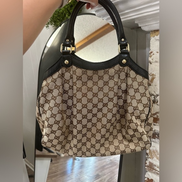 GUCCI GG Canvas Sukey Purse - Picture 2 of 14